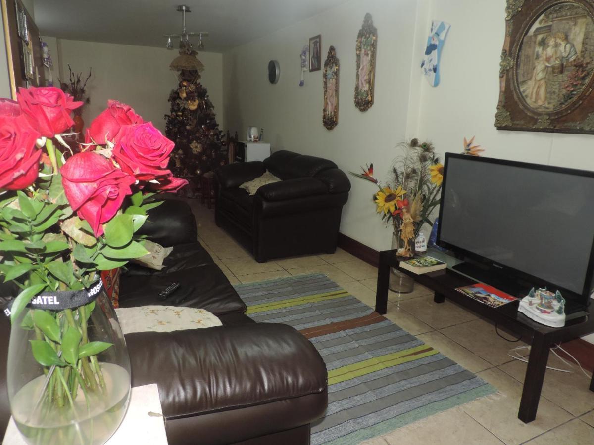 Departamento Turistas Apartment *